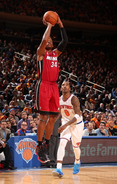 里的表现都 里的表现都