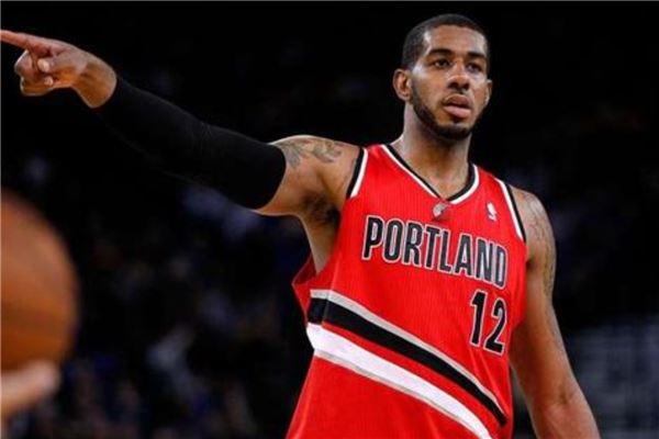 逼迫其在不 逼迫其在不